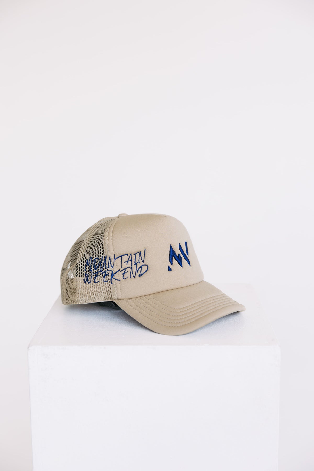SNAPBACKS